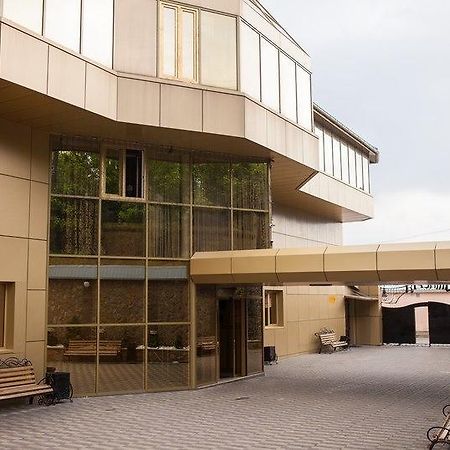 Imperiya Hotel Khmelʼnytsʼkyy Bagian luar foto