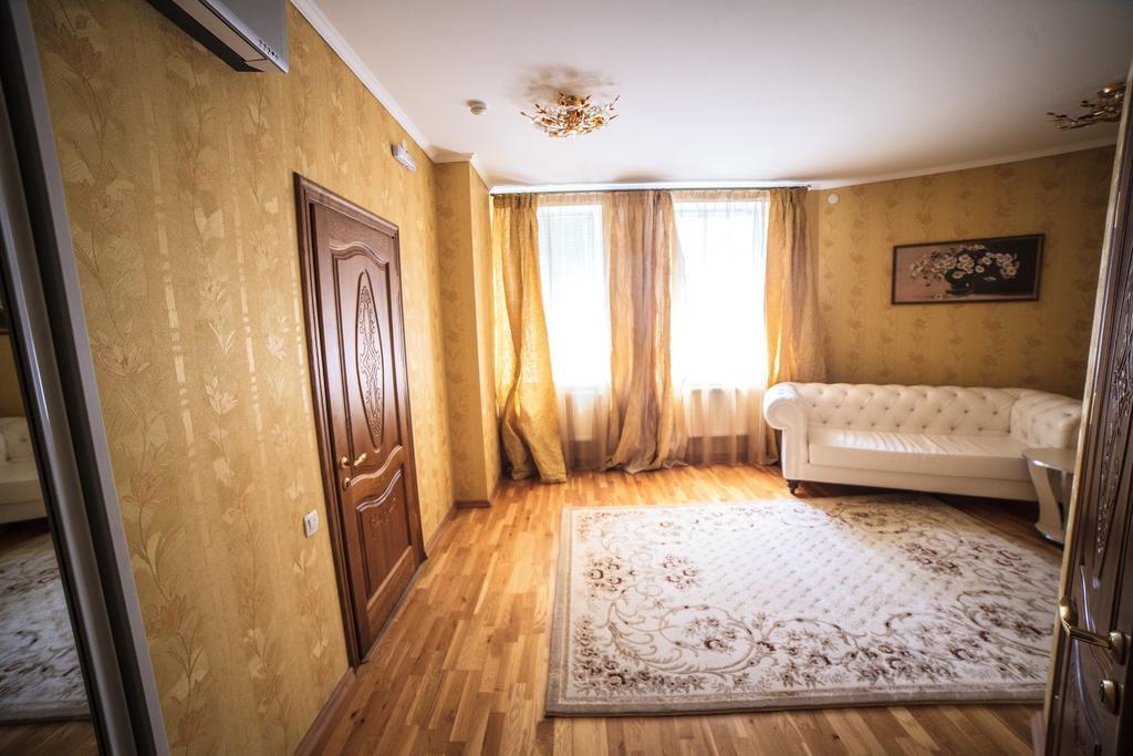 Imperiya Hotel Khmelʼnytsʼkyy Ruang foto