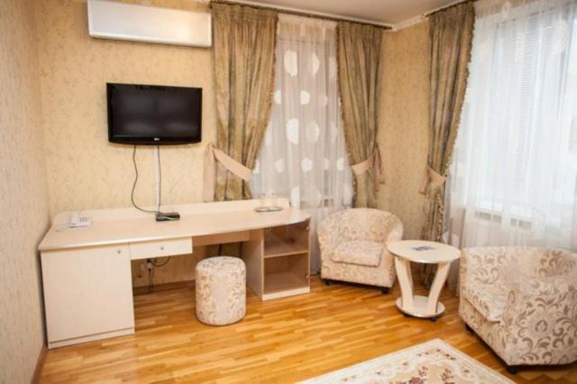 Imperiya Hotel Khmelʼnytsʼkyy Bagian luar foto